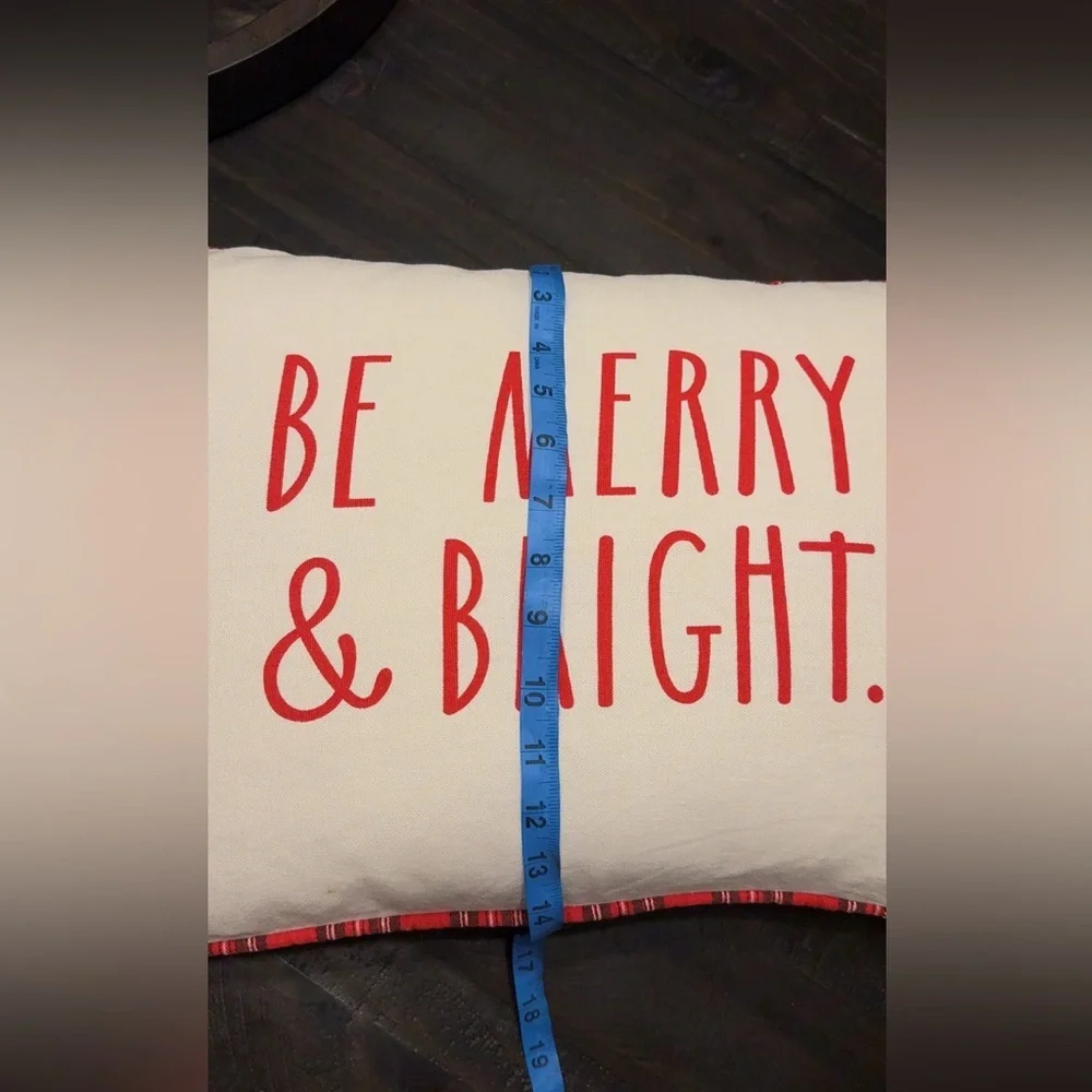 Rae Dunn Christmas Holiday Seasonal Home Accent Throw Pillow Cover Be Merry &